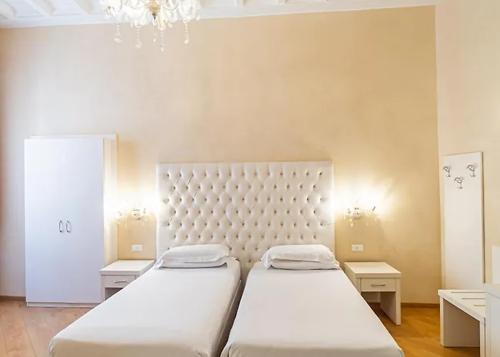Trevi 4*